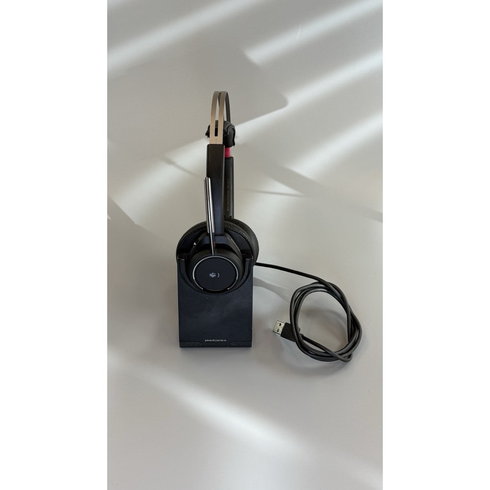 Plantronics Focus Model: 8825 Bluetooth Headset w/Dock